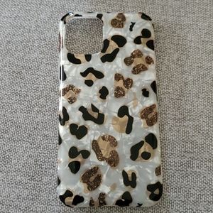 Leppard Print 11 Pro Case